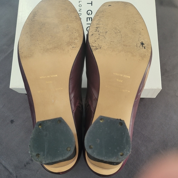 Shoes - Picture 2 of 3